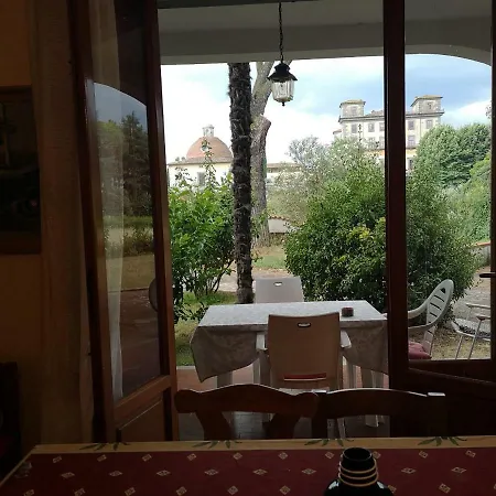 Artemisia Villa